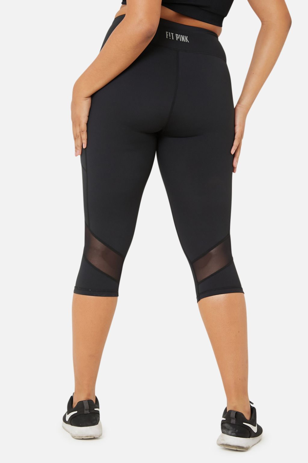 Cropped Sports Leggings V2 with Deep Side Pockets in Black